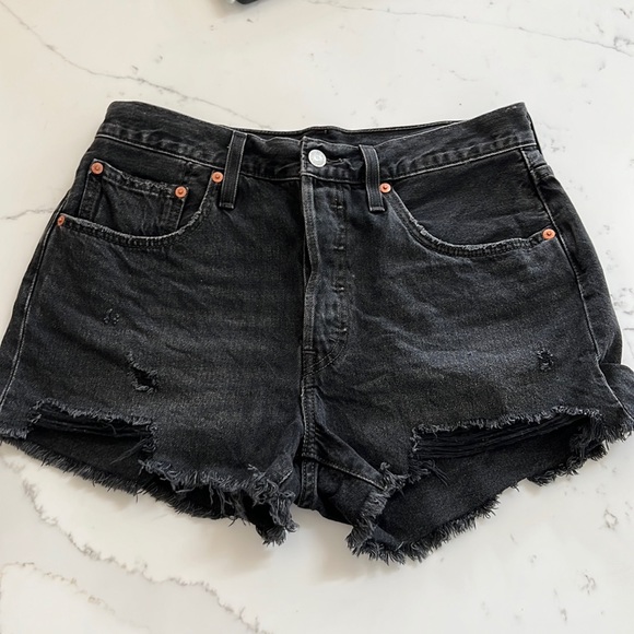 Levi’s Vintage Black 501 Shorts - Picture 1 of 4